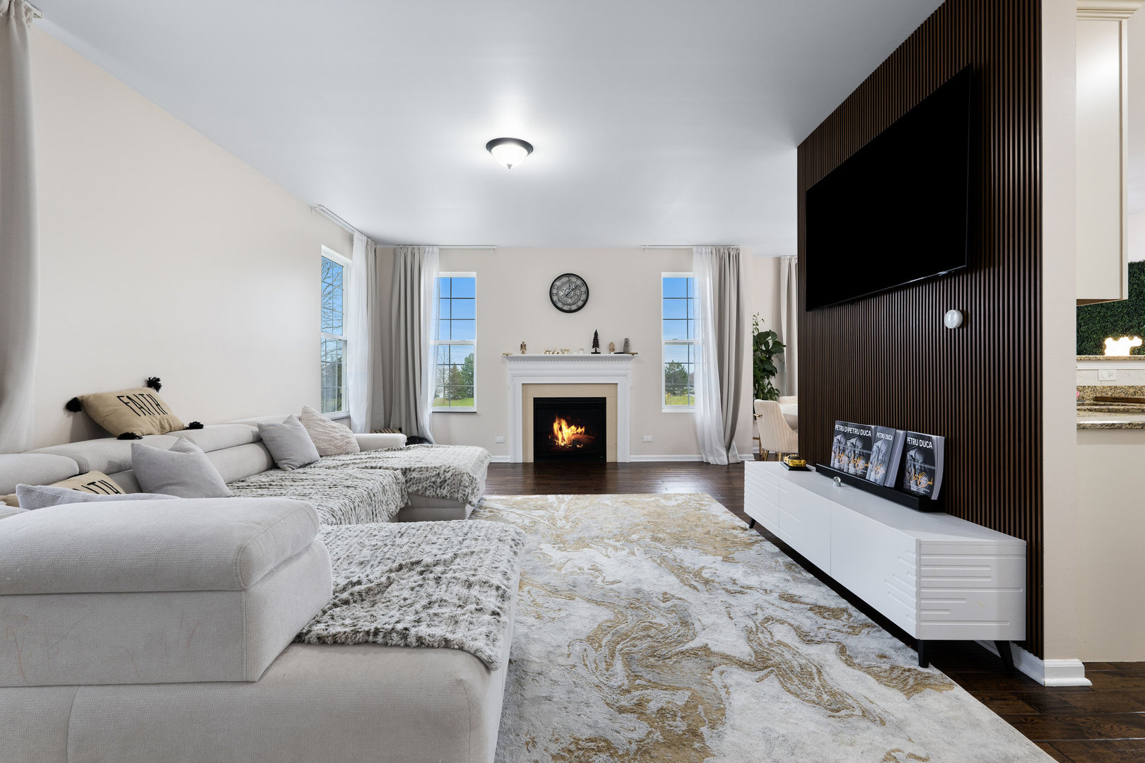 2899 Church Road Aurora, IL 60502 - Photo 3 of 45