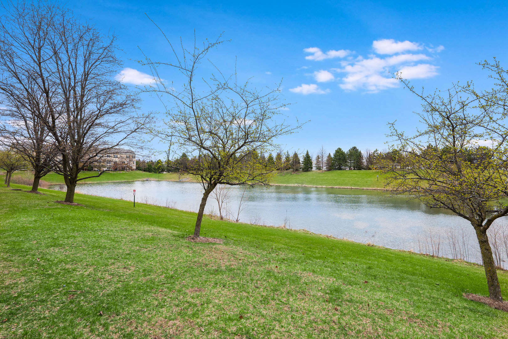 2899 Church Road Aurora, IL 60502 - Photo 33 of 45