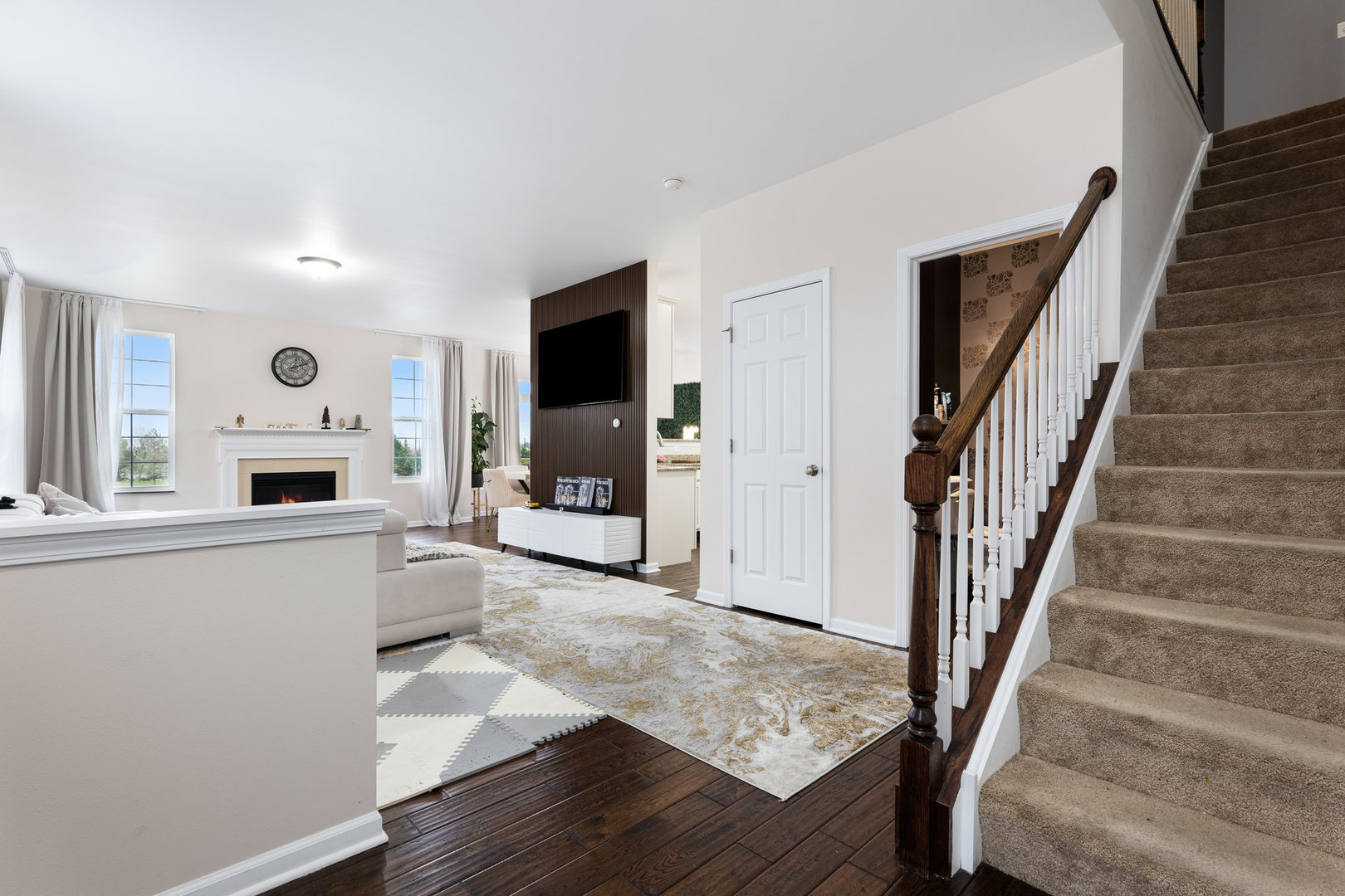 2899 Church Road Aurora, IL 60502 - Photo 5 of 45