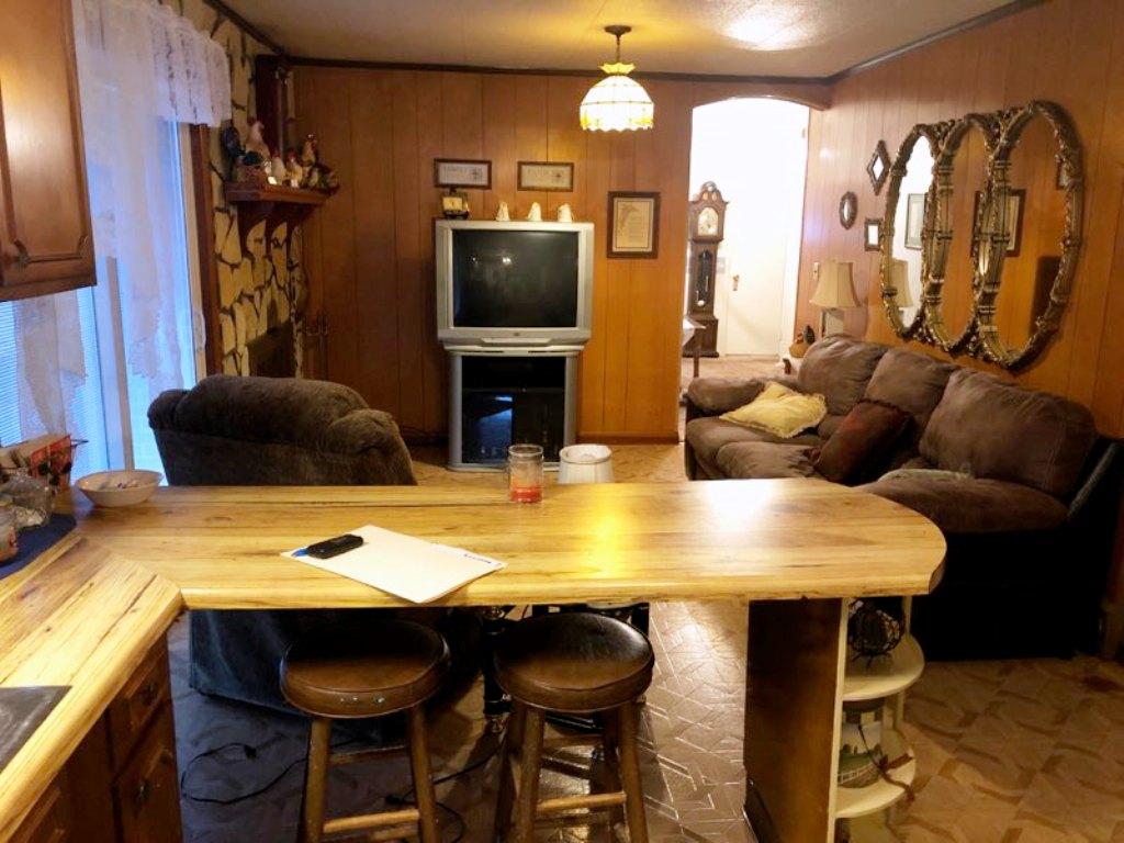 223 Dogwood Acres Road Hampton, TN 37658 - Photo 13 of 31 IMG_4946