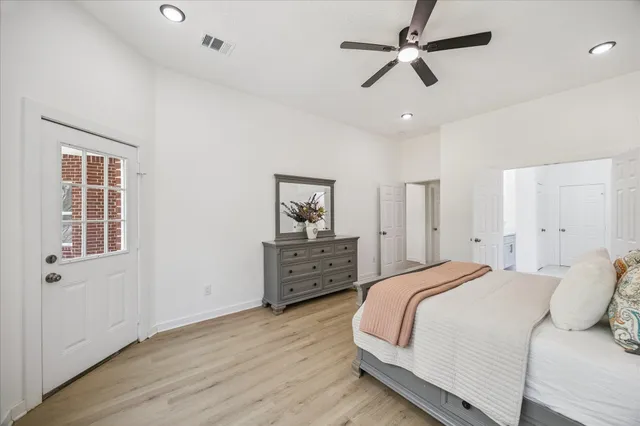 $650,000 | 3303 Vista Lake Drive, Sugar Land, TX 77478