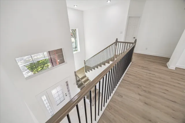 $650,000 | 3303 Vista Lake Drive, Sugar Land, TX 77478