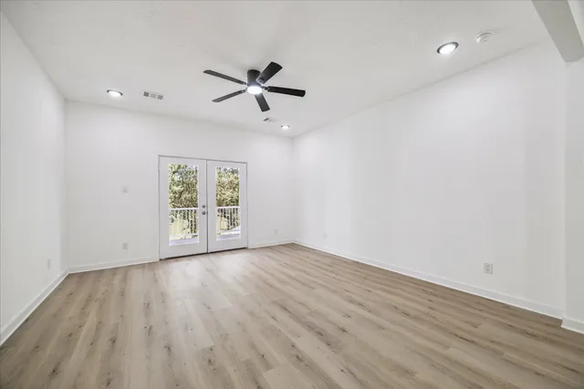 $650,000 | 3303 Vista Lake Drive, Sugar Land, TX 77478