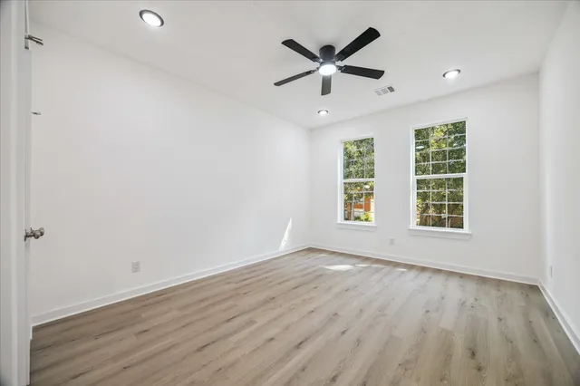 $650,000 | 3303 Vista Lake Drive, Sugar Land, TX 77478