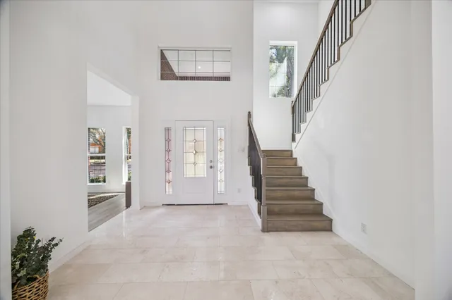 $650,000 | 3303 Vista Lake Drive, Sugar Land, TX 77478