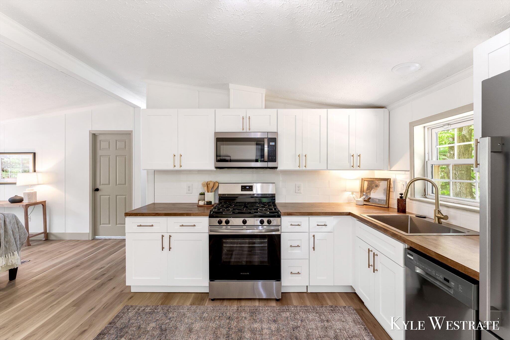 22866 Kendaville Road Pierson, MI 49339 - Photo 10 of 22 12-ELY04896
