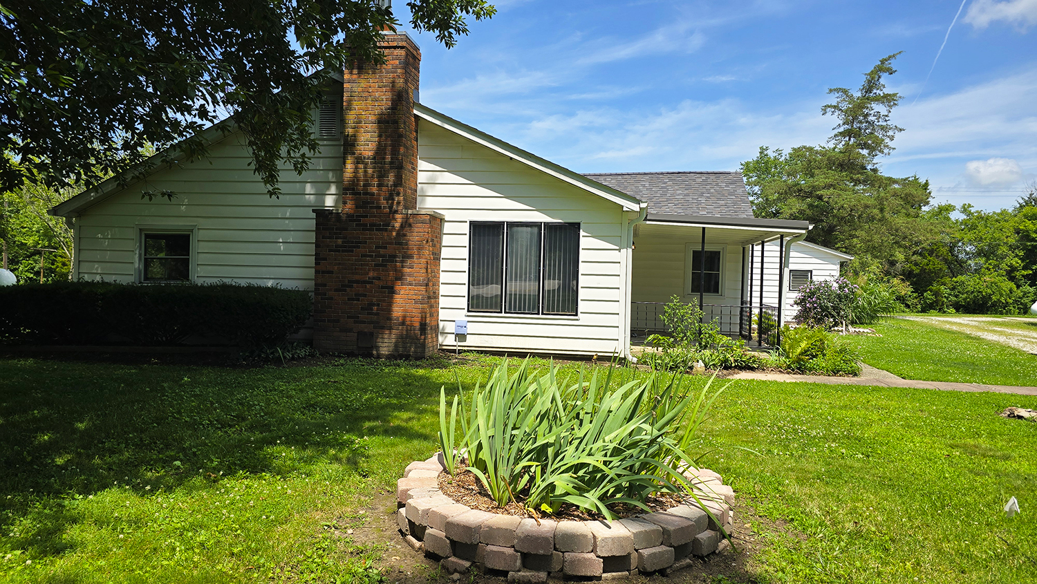 2769 Old 51 Road Sandoval, IL 62882 - Photo 3 of 44