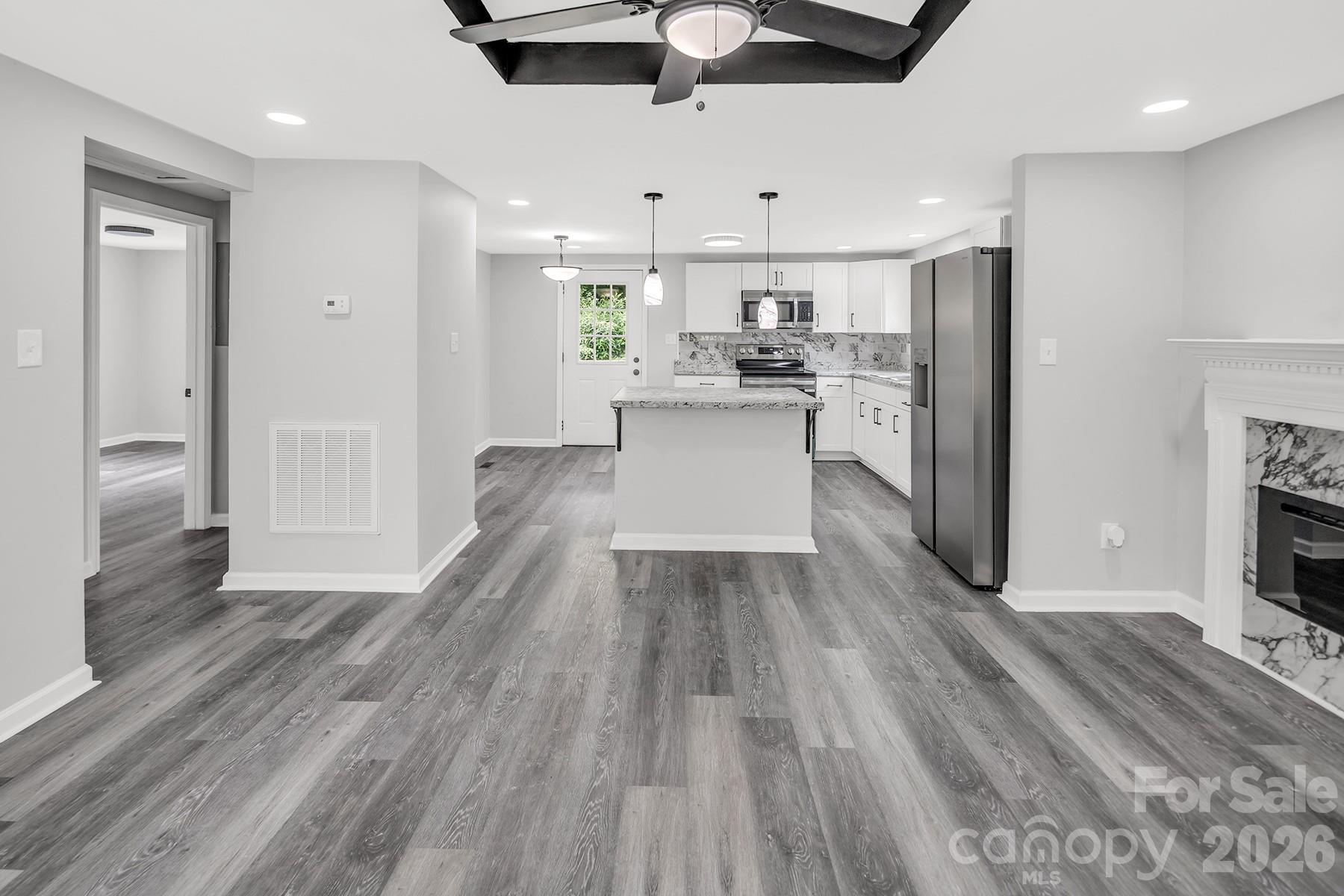 2091 Catawba River Road Fort Lawn, SC 29714 - Photo 13 of 37