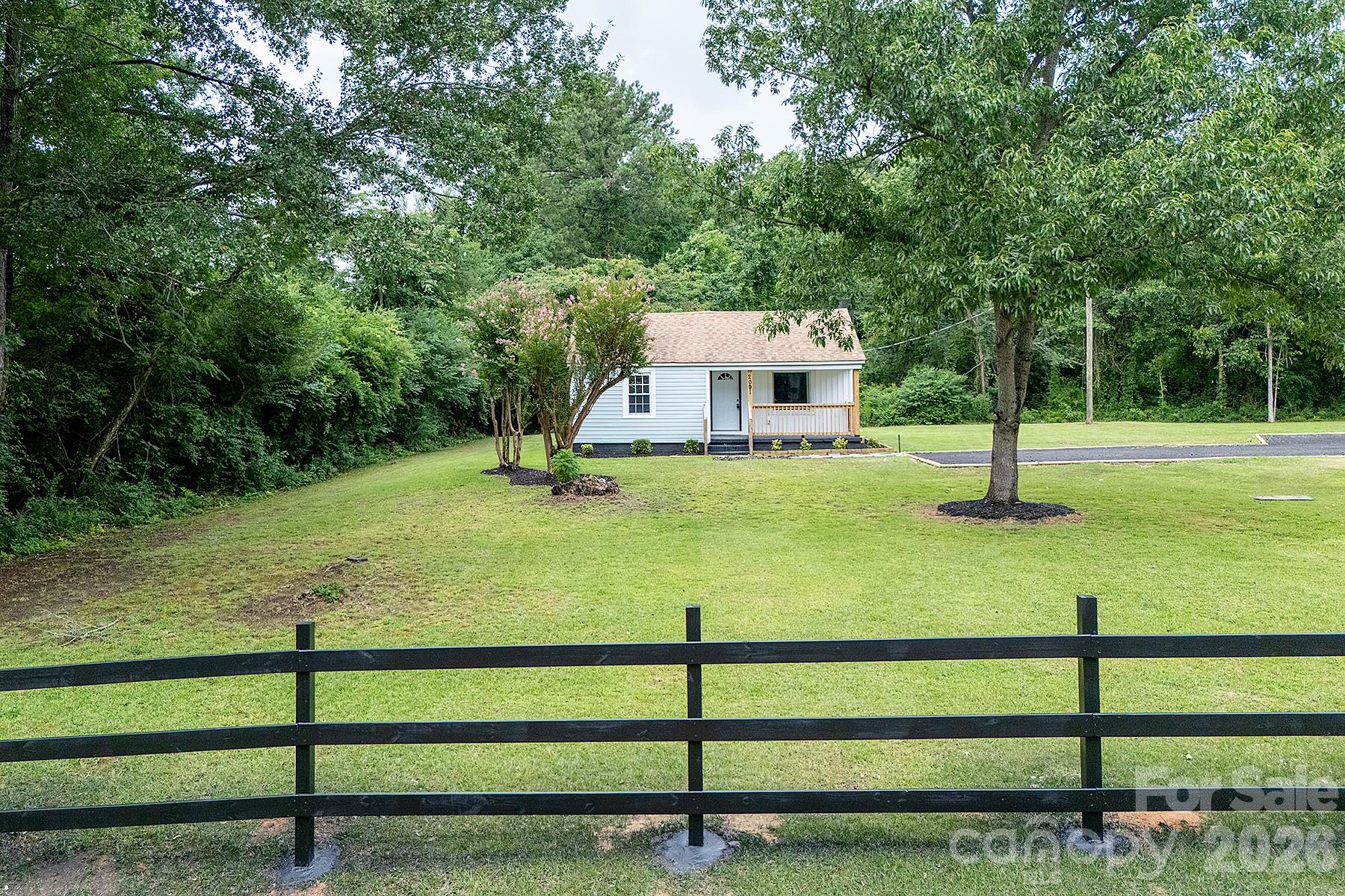 2091 Catawba River Road Fort Lawn, SC 29714 - Photo 23 of 37