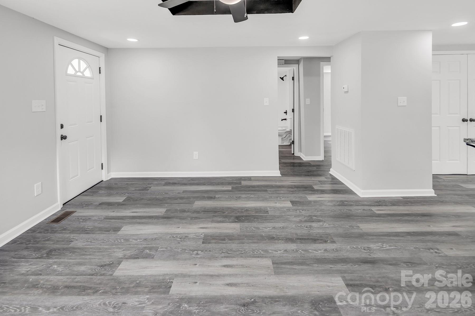 2091 Catawba River Road Fort Lawn, SC 29714 - Photo 8 of 37