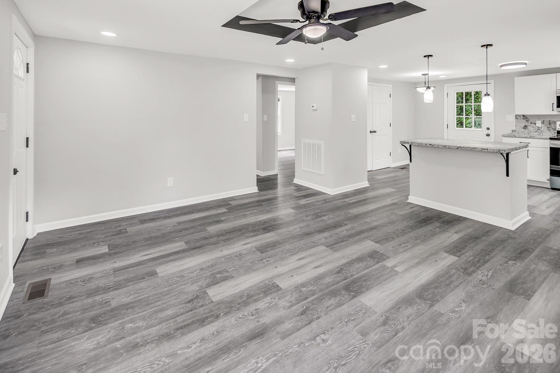 2091 Catawba River Road Fort Lawn, SC 29714 - Photo 9 of 37