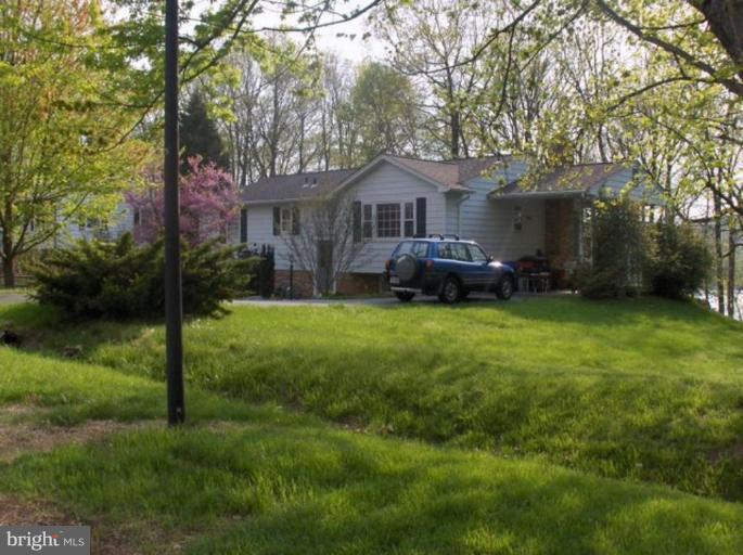20604 Top Ridge Drive Boyds, MD 20841 - Photo 1 of 12 Exterior (Main)