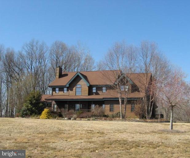 20604 Top Ridge Drive Boyds, MD 20841 - Photo 10 of 12 More neighbors..........