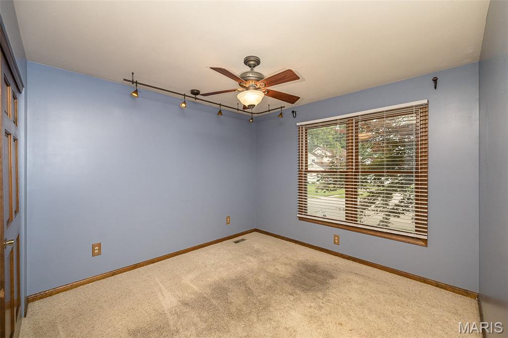 16740 North Fork Ridge Drive Florissant, MO 63034 - Photo 35 of 62