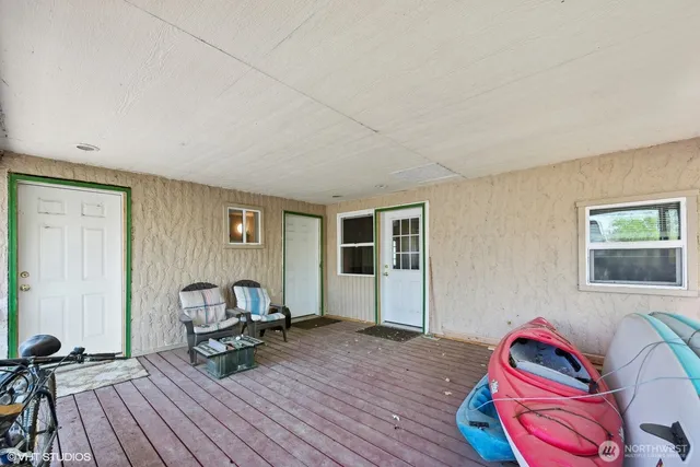 $1,500,000 | 21058 Highway 17, Soap Lake, WA 98851