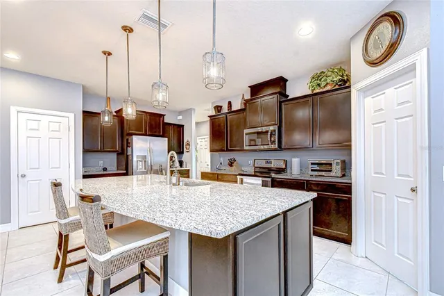 $650,000 | 1521 Banner Elk Street, Valrico, FL 33594