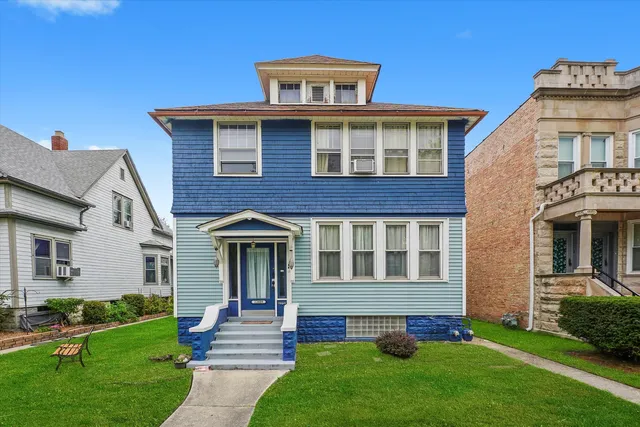 $260,000 | 12609 Maple Avenue, Blue Island, IL 60406