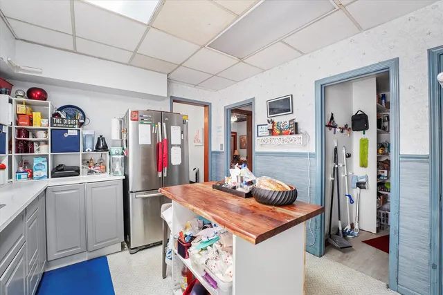 $260,000 | 12609 Maple Avenue, Blue Island, IL 60406