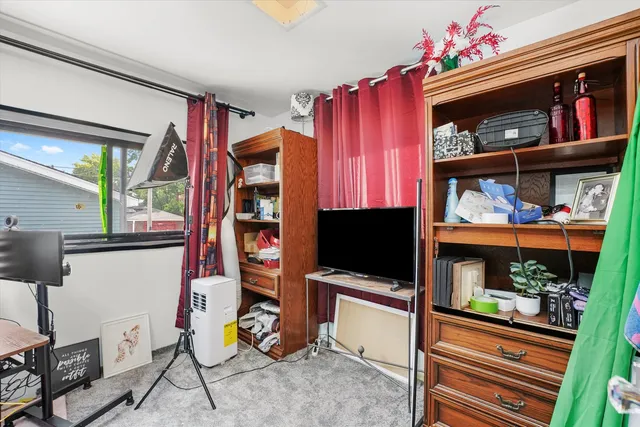 $260,000 | 12609 Maple Avenue, Blue Island, IL 60406