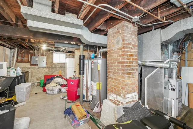 $260,000 | 12609 Maple Avenue, Blue Island, IL 60406