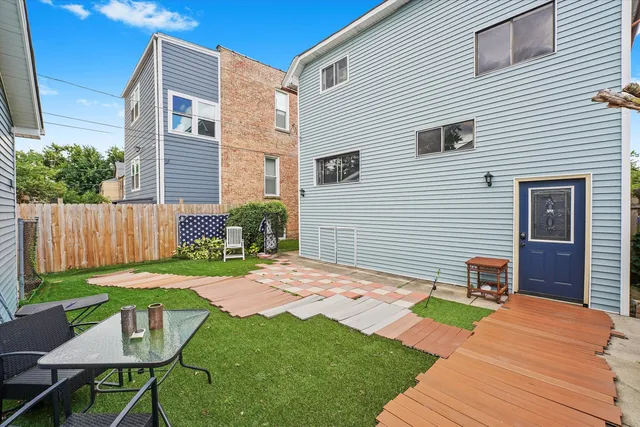 $260,000 | 12609 Maple Avenue, Blue Island, IL 60406