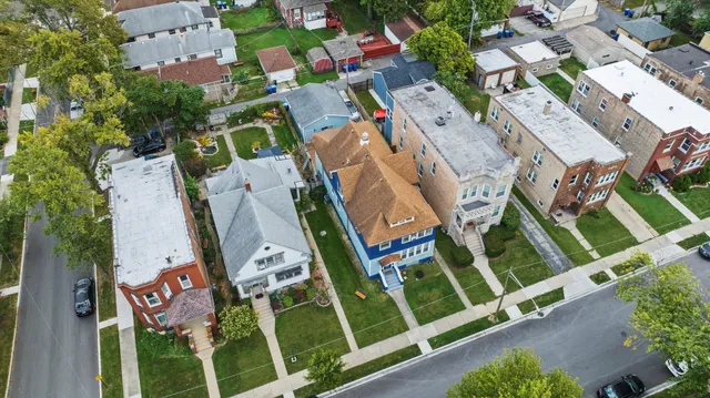 $260,000 | 12609 Maple Avenue, Blue Island, IL 60406