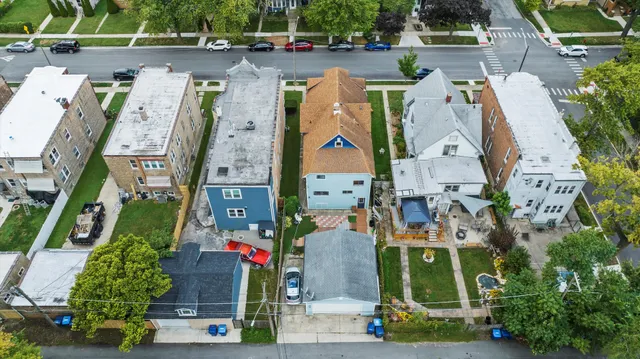 $260,000 | 12609 Maple Avenue, Blue Island, IL 60406