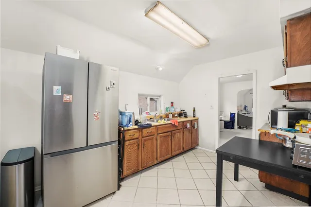 $260,000 | 12609 Maple Avenue, Blue Island, IL 60406