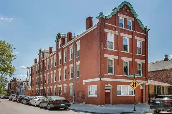 $1,400 | 3227 South Carpenter Street, Unit 1M, Chicago, IL 60608
