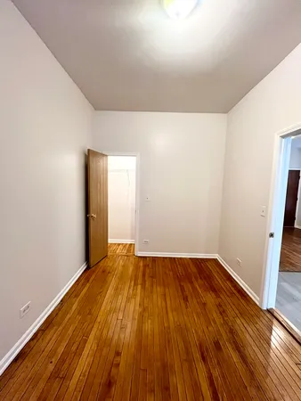 $1,400 | 3227 South Carpenter Street, Unit 1M, Chicago, IL 60608