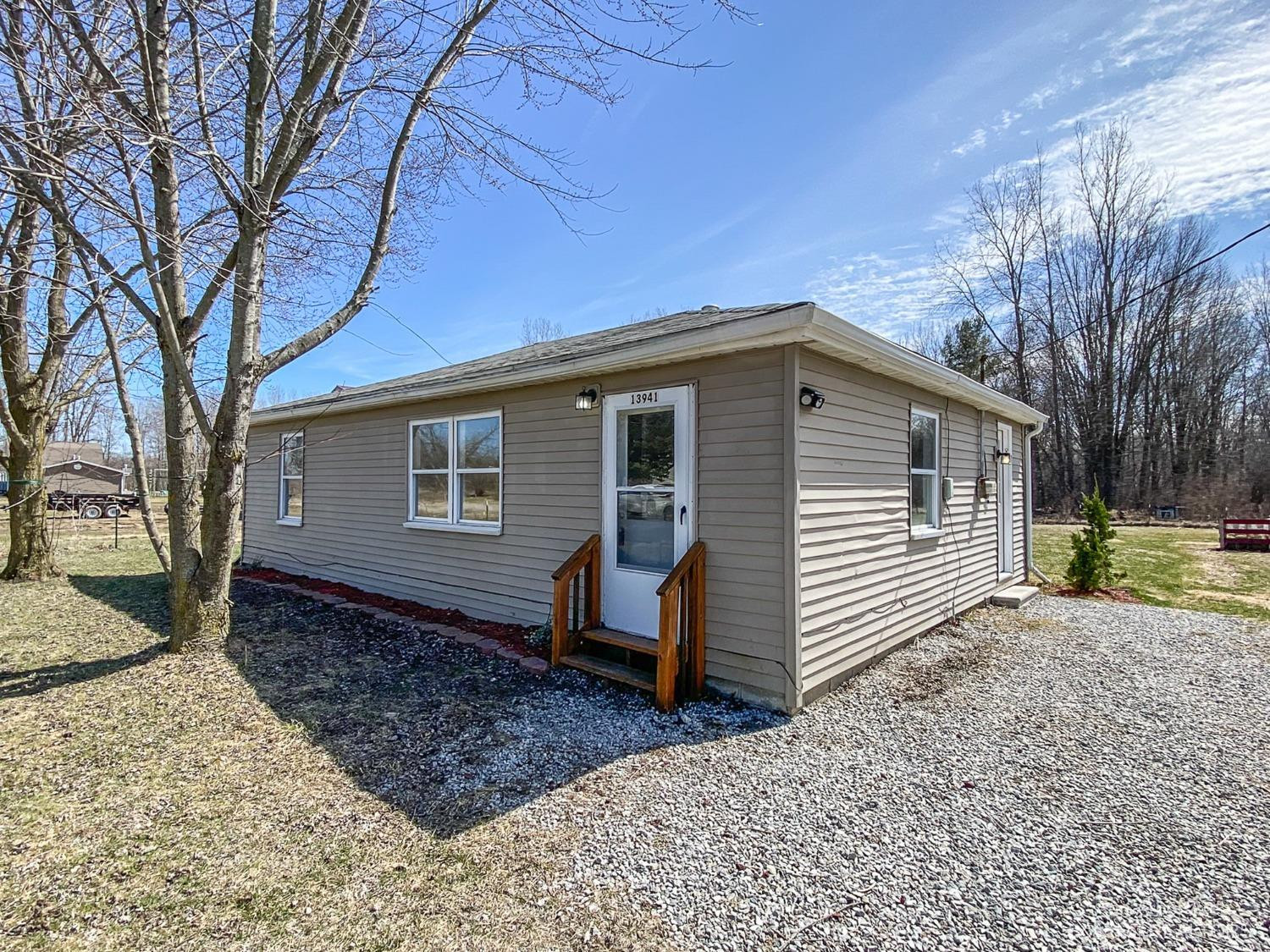 13941 Darling Road Milan, MI 48160 - Photo 1 of 28 Photo 1
