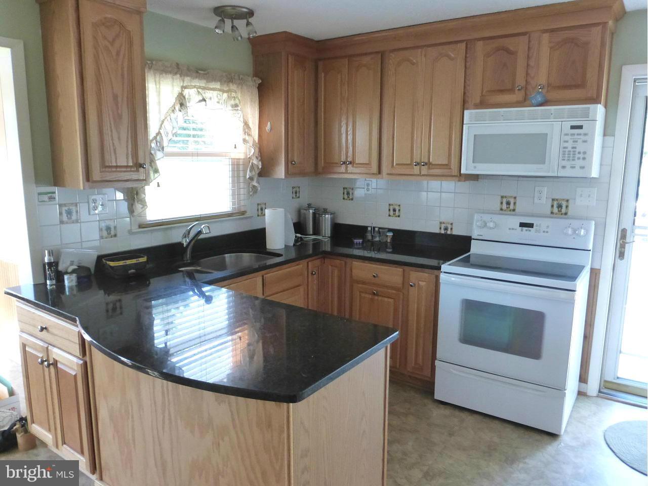 43881 Lost Corner Road Leesburg, VA 20176 - Photo 3 of 16 Kitchen