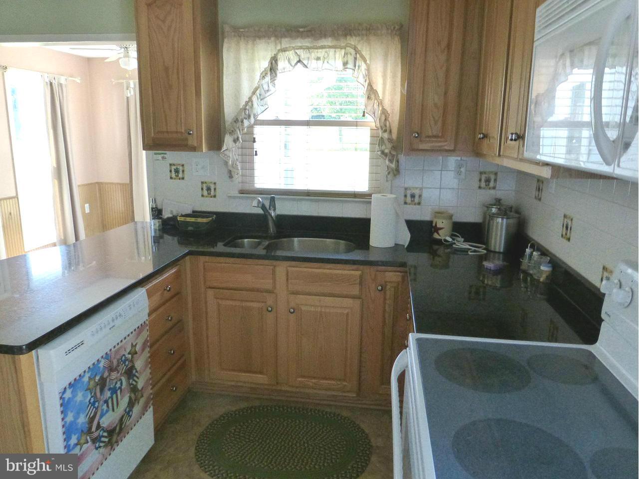 43881 Lost Corner Road Leesburg, VA 20176 - Photo 7 of 16 Kitchen