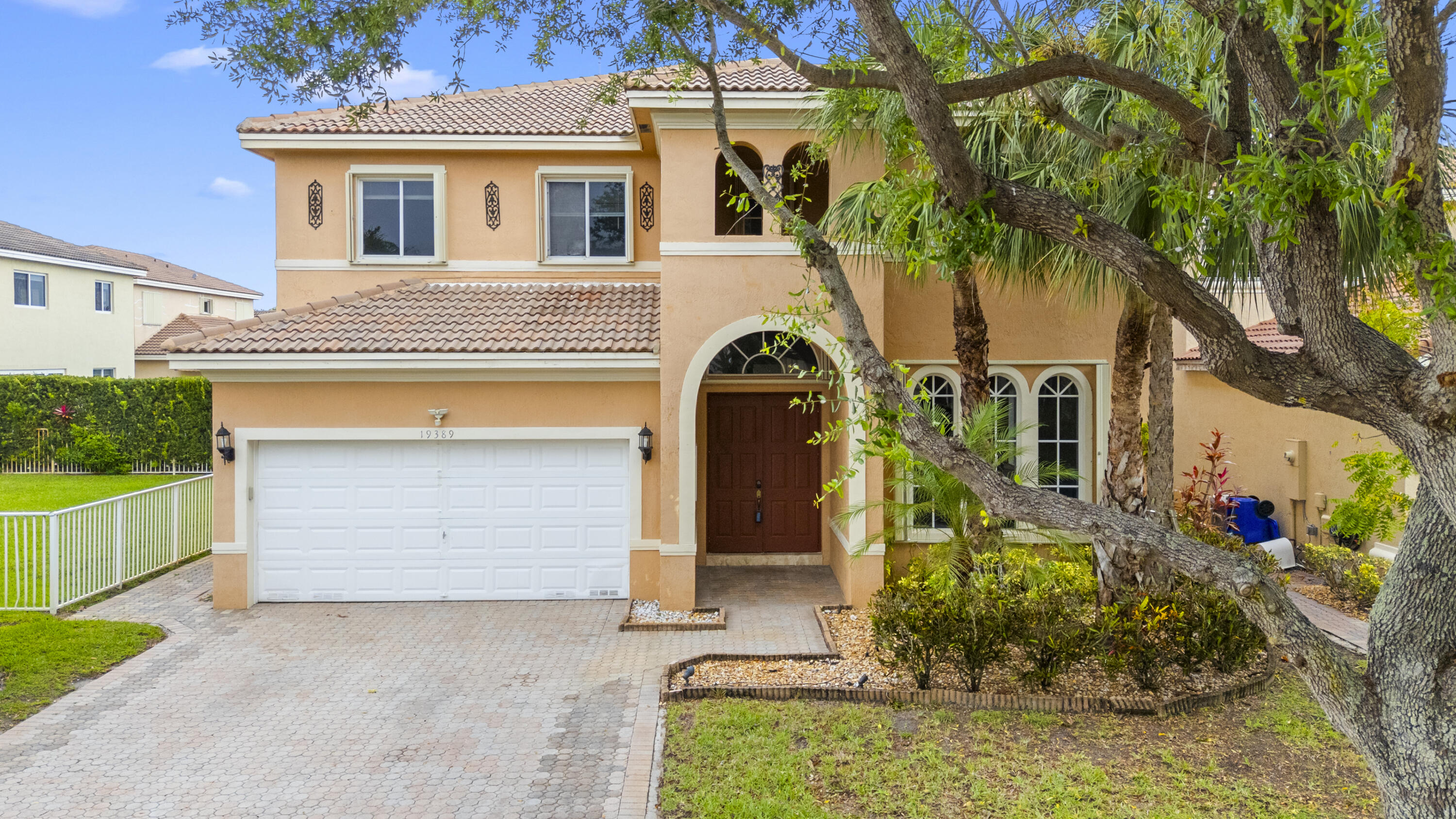 19389 Southwest 64th Street Pembroke Pines, FL 33332 - Photo 1 of 61 Front of Property