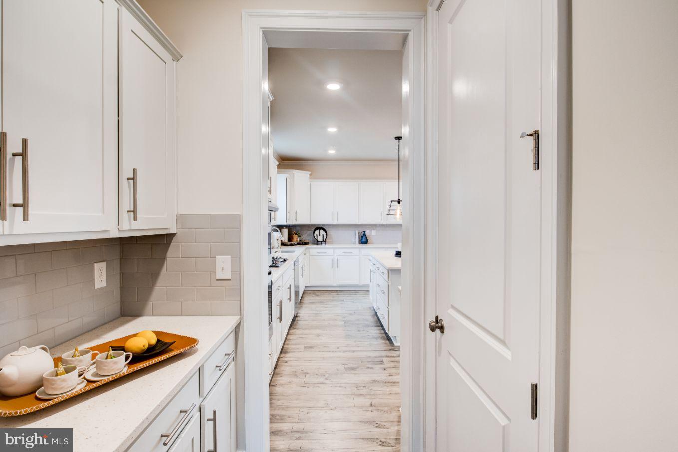 10039 German Road Ellicott City, MD 21042 - Photo 11 of 55