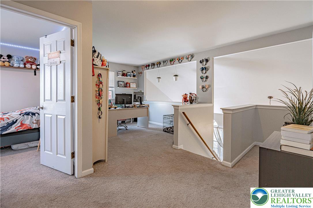 2389 Juniper Drive Coplay, PA 18037 - Photo 22 of 46 a view of livingroom with furniture and workspace