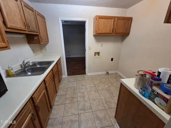 $850 | 2818 Plymouth Road, Unit 9, Johnson City, TN 37601