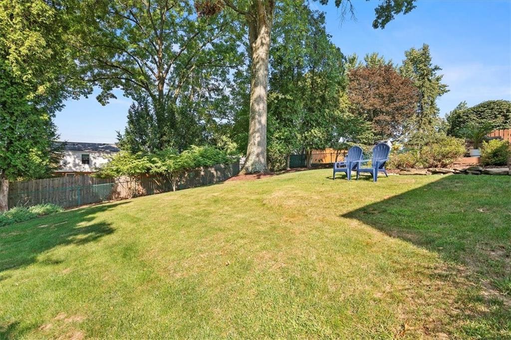 505 Hudderford Road Pittsburgh, PA 15237 - Photo 43 of 43 a view of a backyard with sitting area