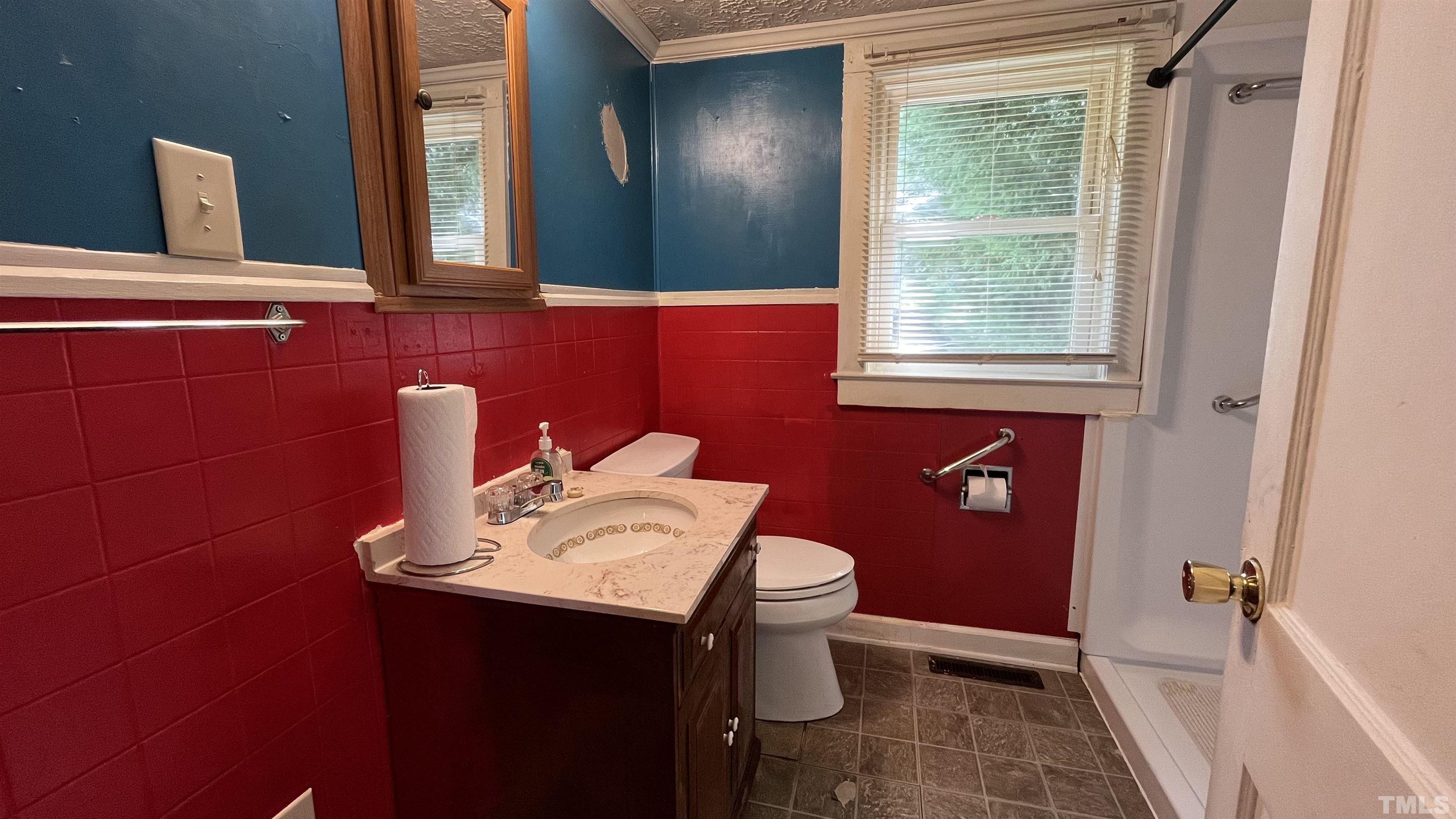 143 Clayton Street Roxboro, NC 27573 - Photo 15 of 27 Gallery Image 15