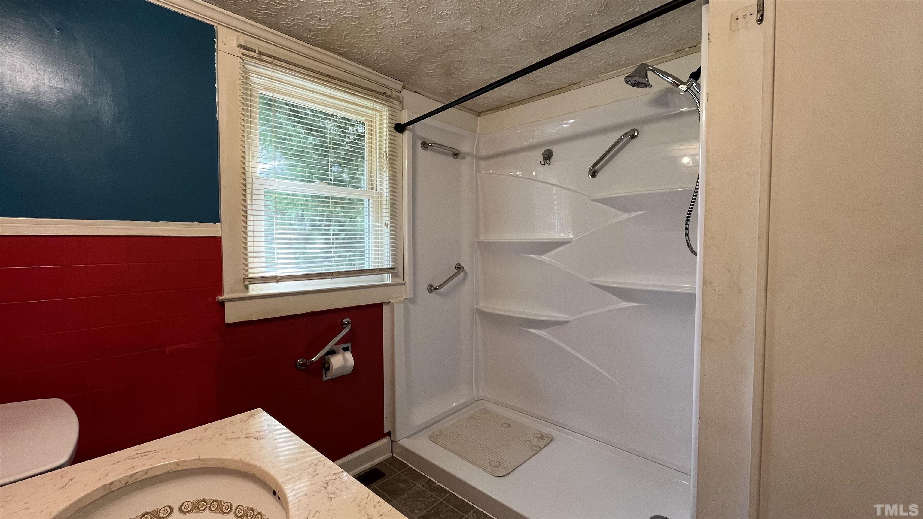 143 Clayton Street Roxboro, NC 27573 - Photo 16 of 27 Gallery Image 16