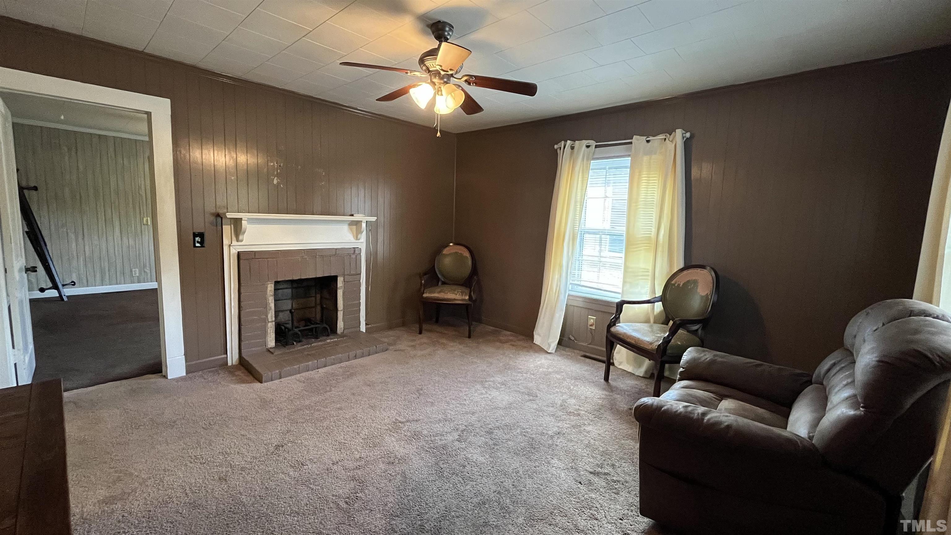 143 Clayton Street Roxboro, NC 27573 - Photo 2 of 27 Gallery Image 2