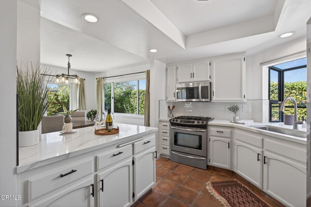1101 Windward Way Oxnard, CA 93035 - Photo 14 of 41