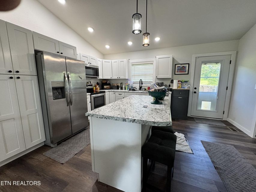 1353 Roy Owens Road Jamestown, TN 38556 - Photo 15 of 29