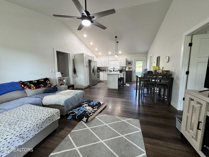 1353 Roy Owens Road Jamestown, TN 38556 - Photo 16 of 29