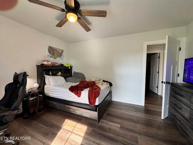 $349,900 | 1353 Roy Owens Road, Jamestown, TN 38556