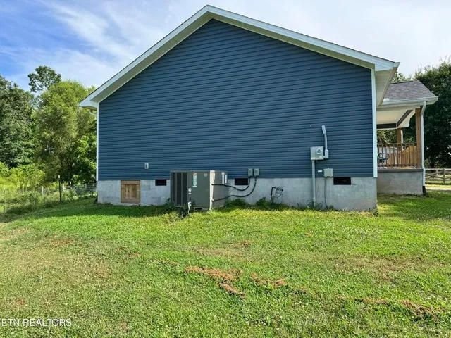 $349,900 | 1353 Roy Owens Road, Jamestown, TN 38556