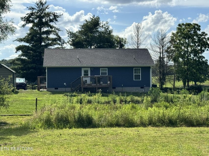 1353 Roy Owens Road Jamestown, TN 38556 - Photo 5 of 29