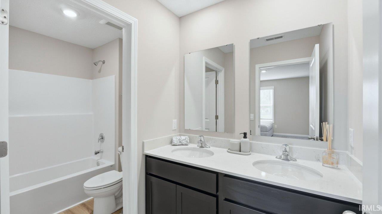 11377 Corte Madera Run Fort Wayne, IN 46818 - Photo 21 of 35