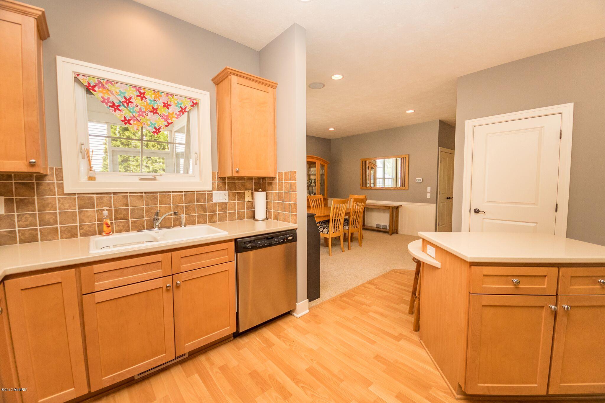 1108 Keystone Road Holland, MI 49423 - Photo 14 of 46 kitchen 5