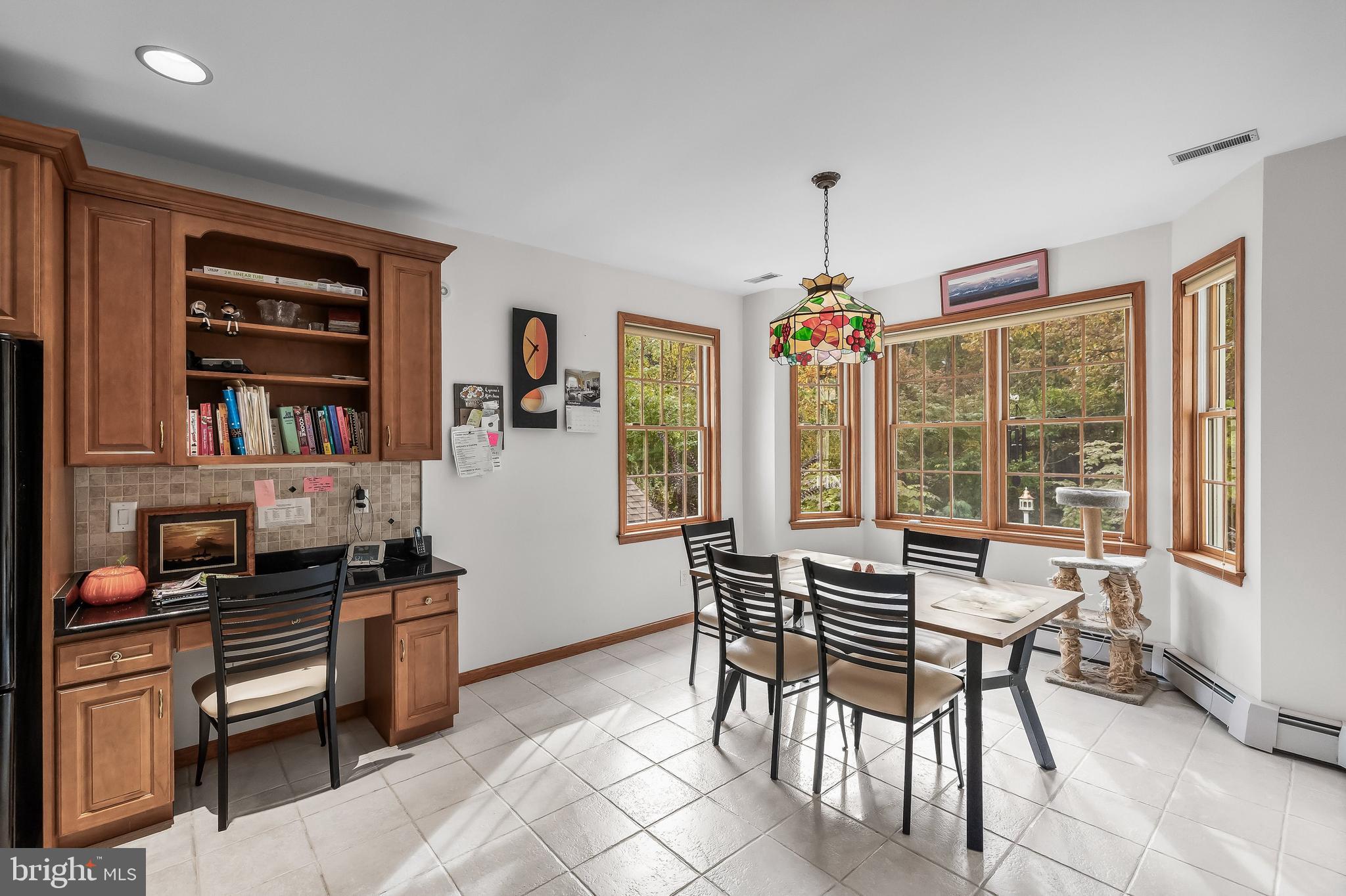 73 Flyatt Road Shamong, NJ 08088 - Photo 18 of 60 Breakfast room